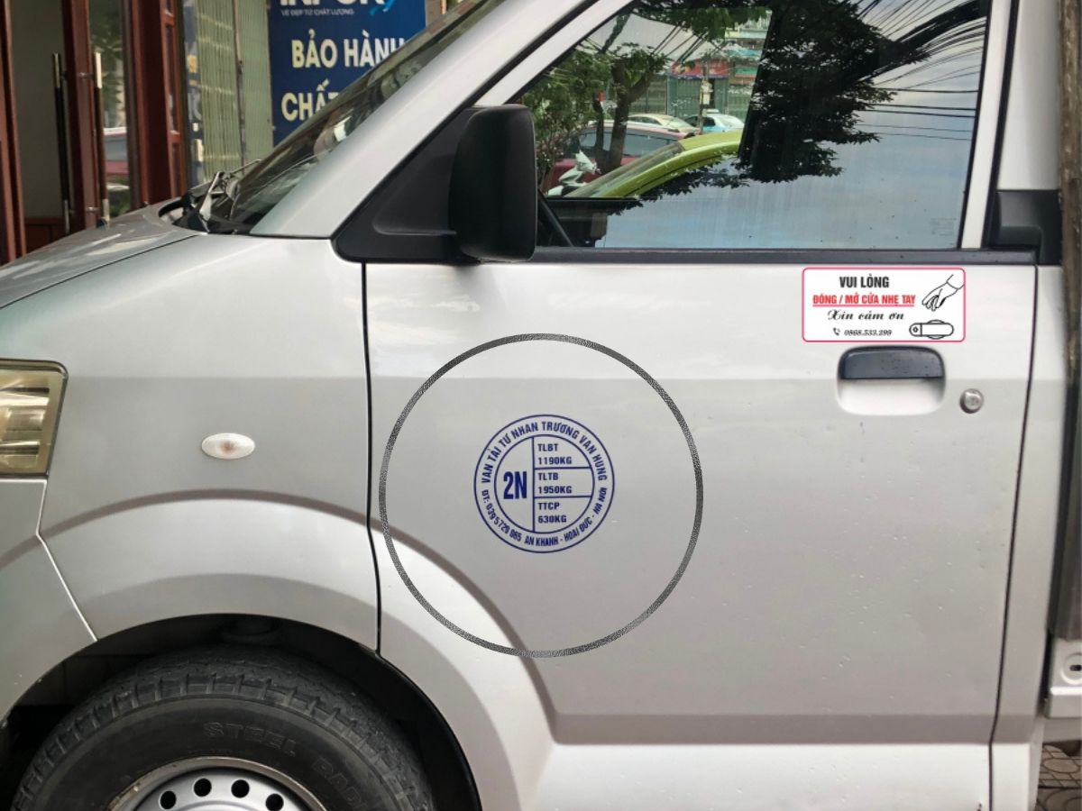 Cách đọc thông số ghi trên cửa xe tải